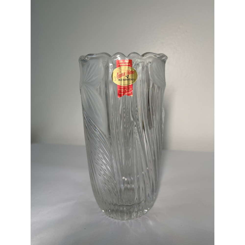 Anna Hutte Bleikristall Lead Crystal Vase Frosted Floral Scalloped Germany 8"